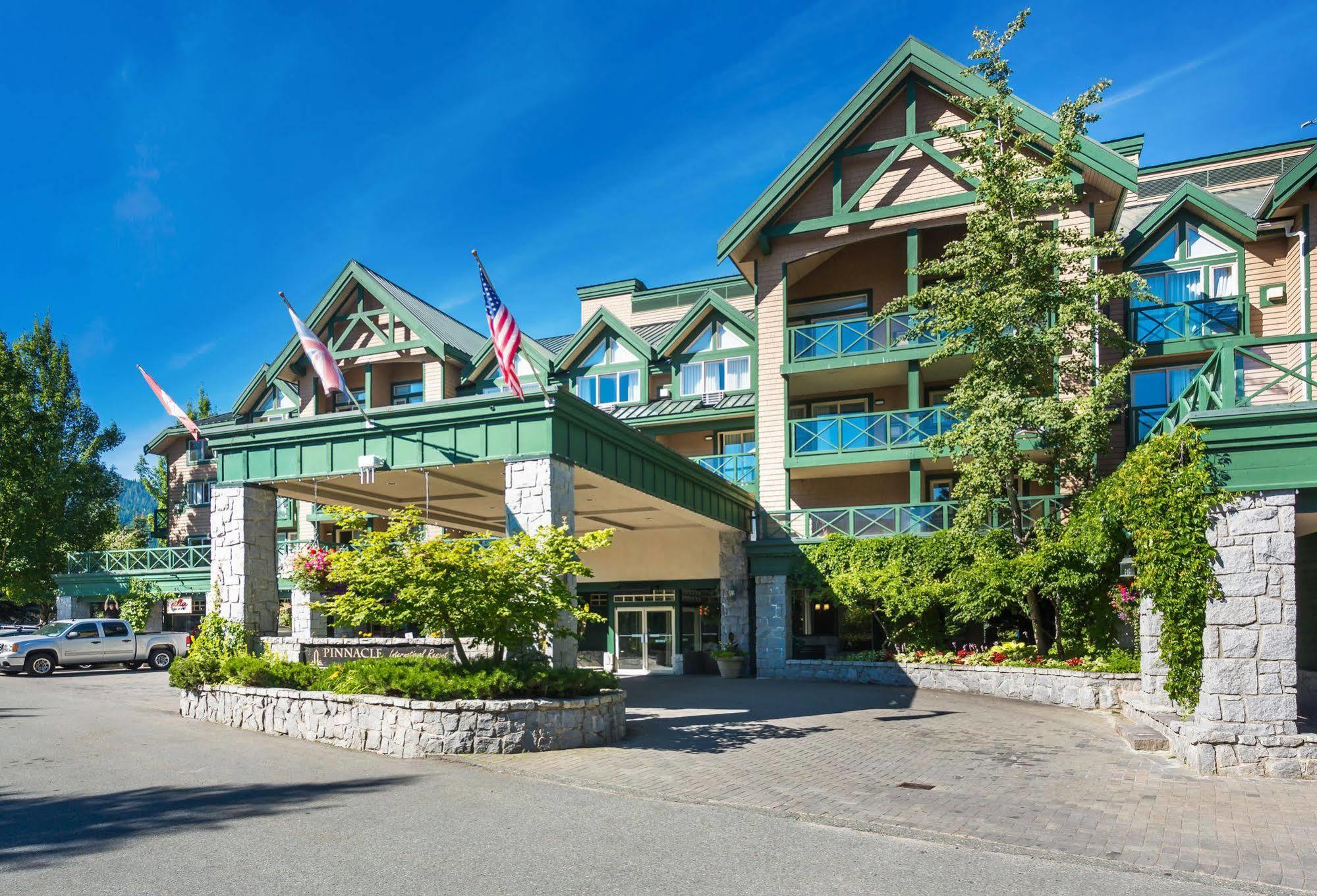 Pinnacle Hotel Whistler Zewnętrze zdjęcie