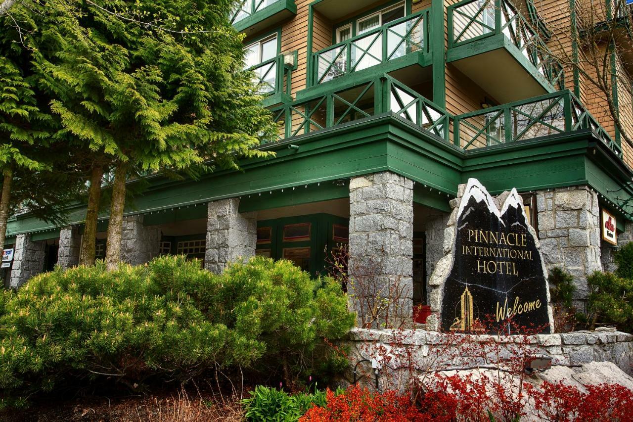 Pinnacle Hotel Whistler Zewnętrze zdjęcie